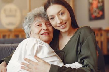 Top 10 Gifts for Grandmothers in India