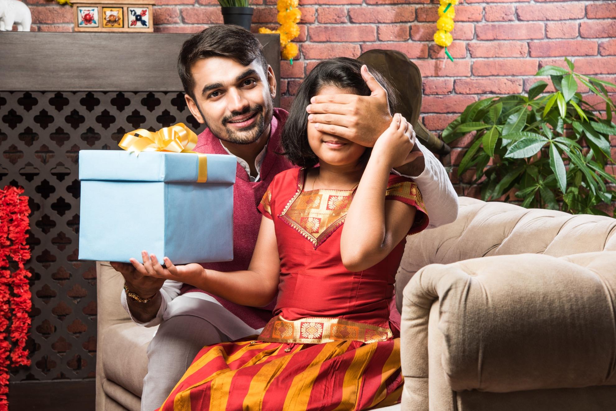 10 Last Minute Rakhi Gift Ideas for Sister Under ₹1000