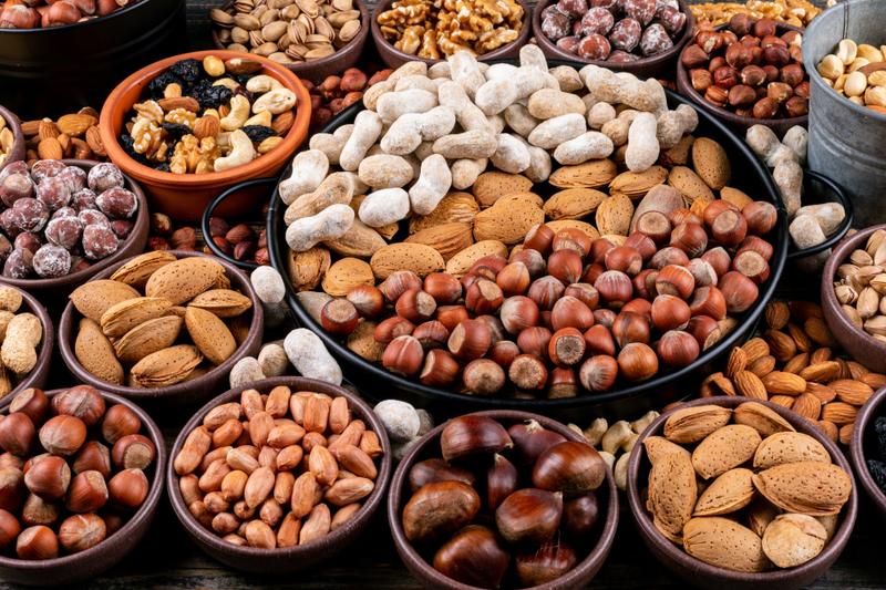 How to send dry fruits to Noida?