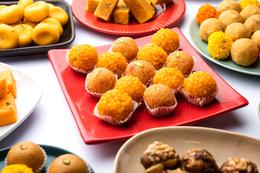 How to Send Sweets to Surat