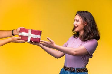 Top 5 Gifts to Send to Indore