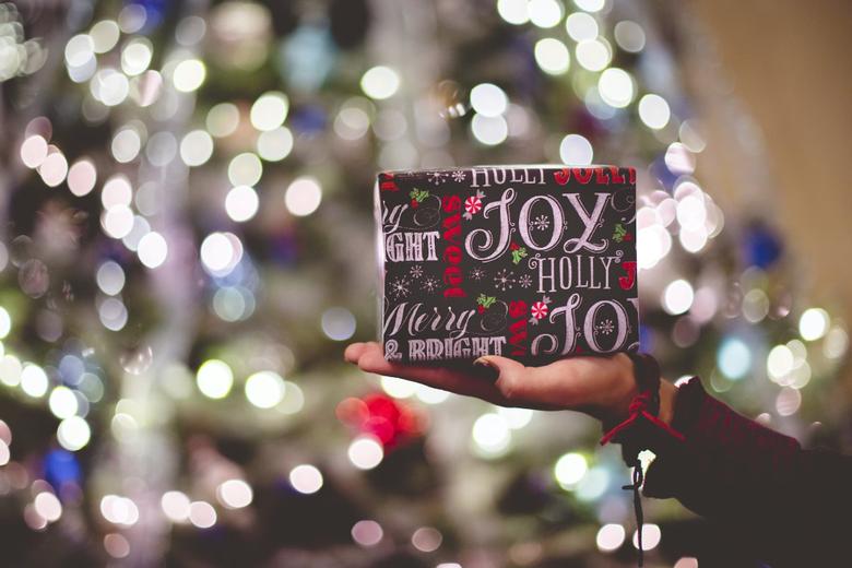 Top 5 Curated Gift Hampers