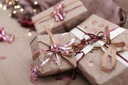 Top 12 Gifts to Send to India from UK