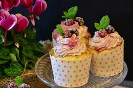 Top Bakeries in Surat