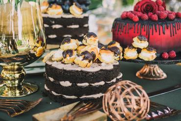 Top 6 Fondant Cakes to Send to Your Loved Ones