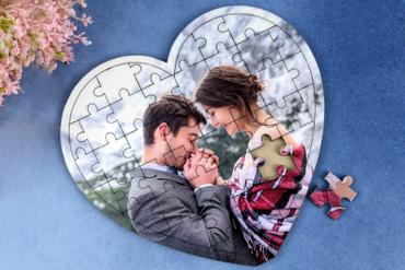 Delight Her in India with Variety of Personalized Gifts