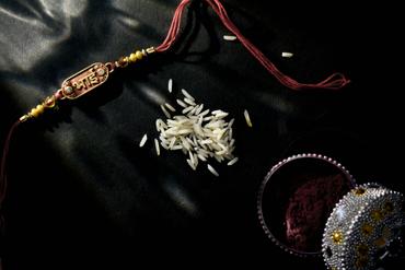 Top 8 Rakhi Gifts to Send to Hyderabad
