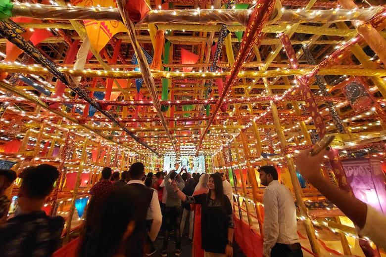 Planning to go for Pandal Hopping in Durga Puja 2026?