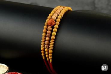 Top 6 Rakhi Gifts to Send to Surat 