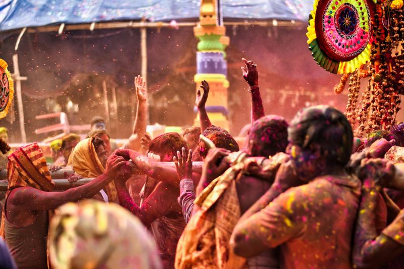 Top 7 Holi Gifts to Send to Mohali