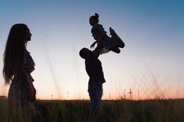 Top 8 Parents’ Day Gifts to Send to Hyderabad