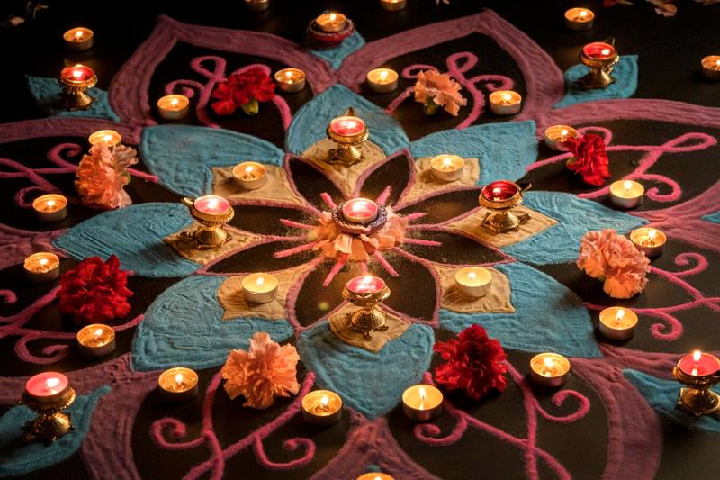Top 8 Diwali Gifts to Send to Mumbai