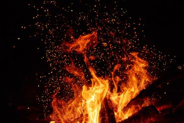 Top 7 Lohri Gifts in Ludhiana  Top 7 Lohri Gifts in Ludhiana