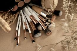 Top 6 Makeup Combos to Send in India as Gifts