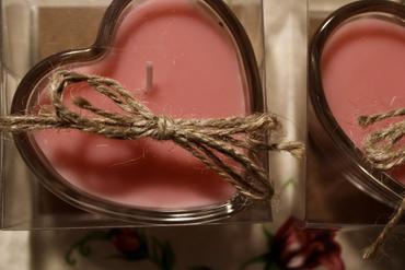 Special Serenades for Valentine's Week with GiftstoIndia24x7