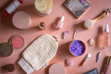 Best Personal Care Hampers to Send to India
