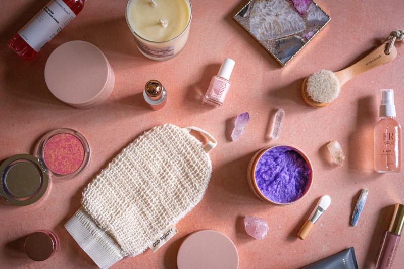 Best Personal Care Hampers to Send to India