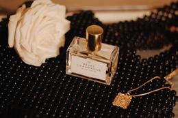 Send Miniature Perfumes to India