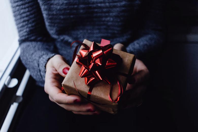 Launch of Personalized Gifts on Women's Day to Send to India