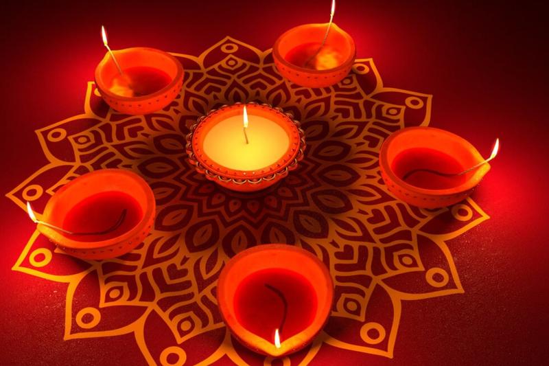 Unique Gift Ideas on Diwali