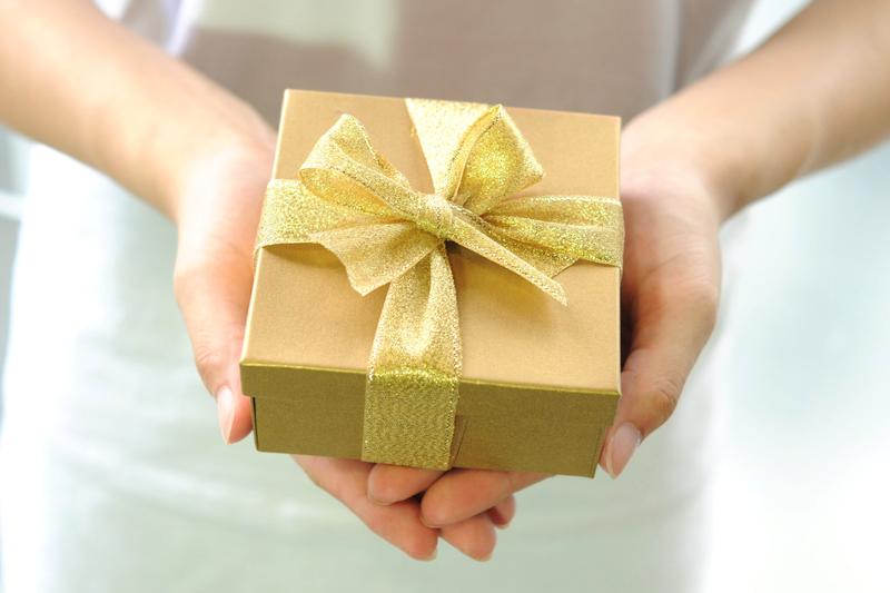Cheapest Ways to Send Gifts to India from USA