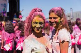 Popular Gift Ideas on Holi