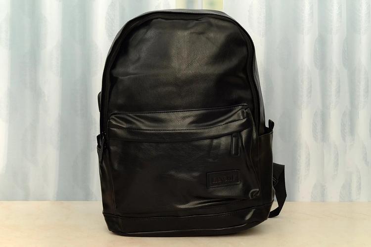 Top 8 Gifts for a Male Colleague