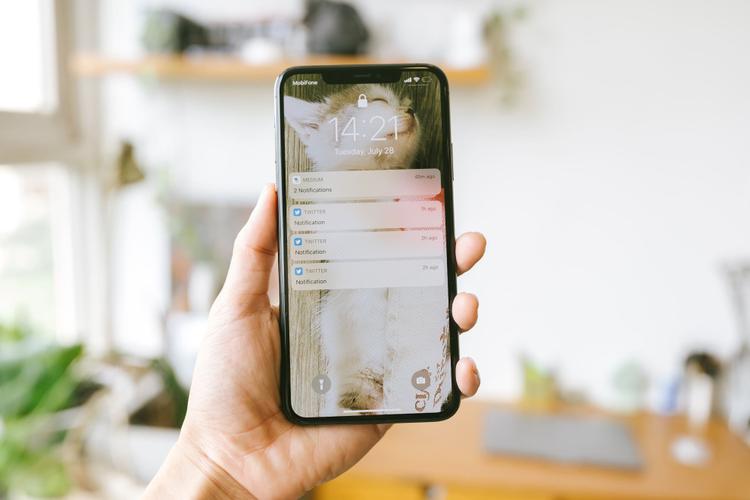 Top 10 Valentine Gifts For Men