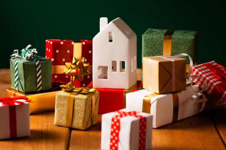 Top 20 House Warming Gifts in India [December, 2023]