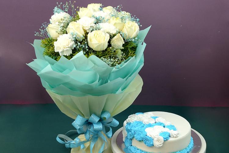 Top 5 Flowers and Cakes to Send as Gifts