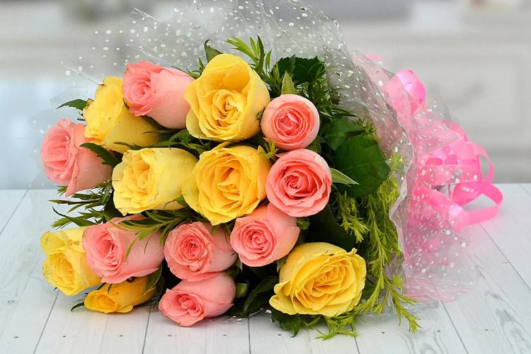 How to Send Flowers and Cake to India from USA?