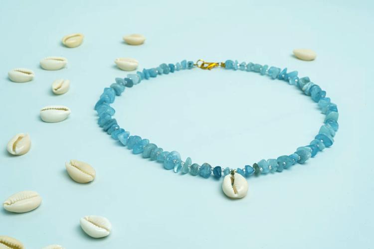 Send Friendship Day Gifts to Your Girlfriends