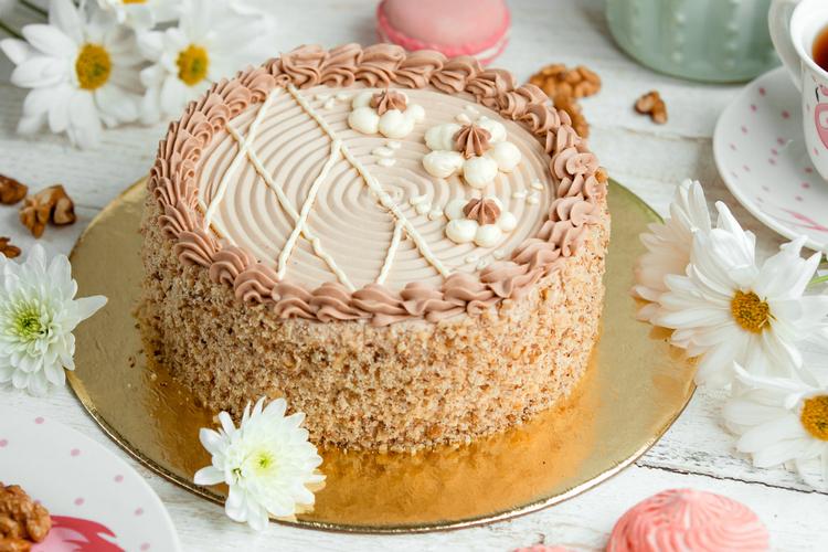 Send Five Star Cakes to India