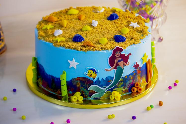 Unique Cakes for Kids to Send to India