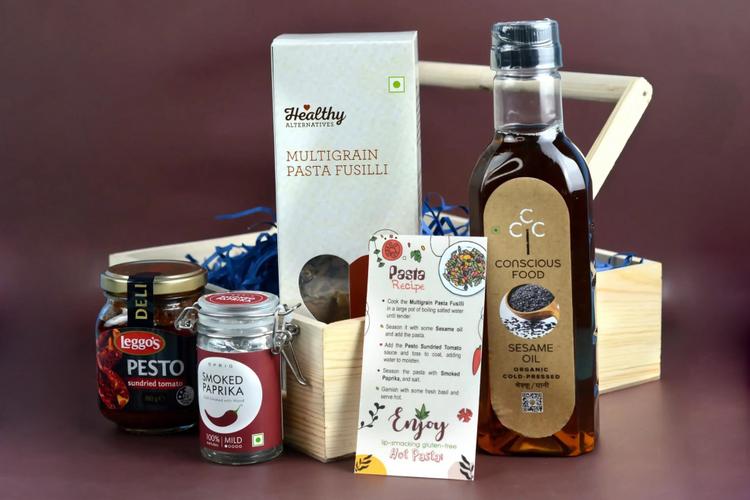 Variety of Gift Hampers to Send as Gifts