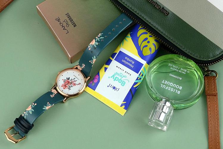 Send Gift Hampers to Hyderabad