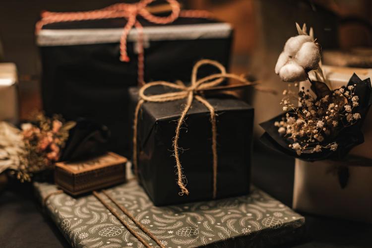 Send Midnight Birthday Gift to Hyderabad