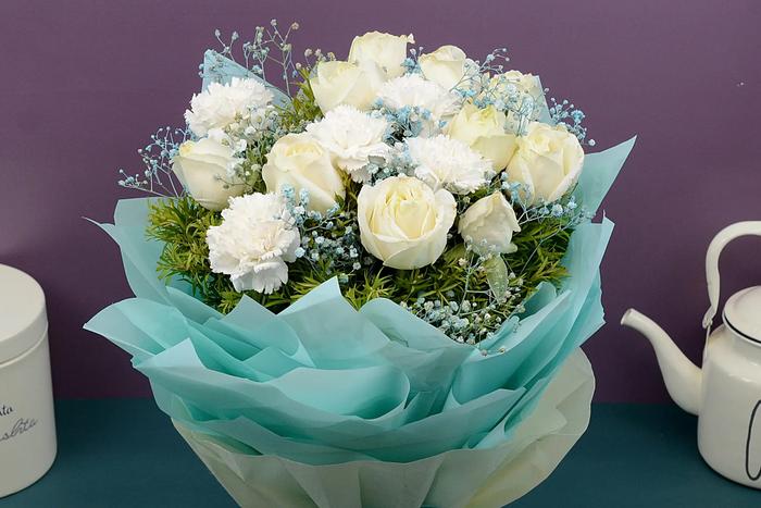 Most Appropriate Flowers to Send for Condolence to India