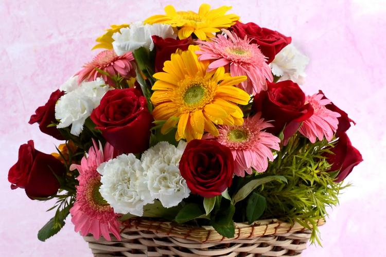 Best 5 Flower Arrangements to Send to Mumbai