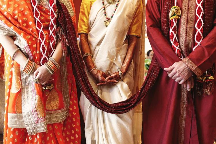 Top 7 Wedding Gifts for Indian Bride