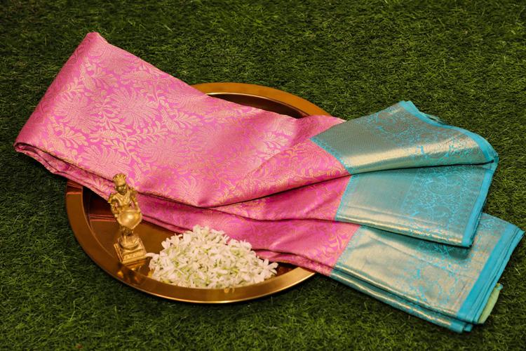 Top 5 Gift Ideas for Durga Puja