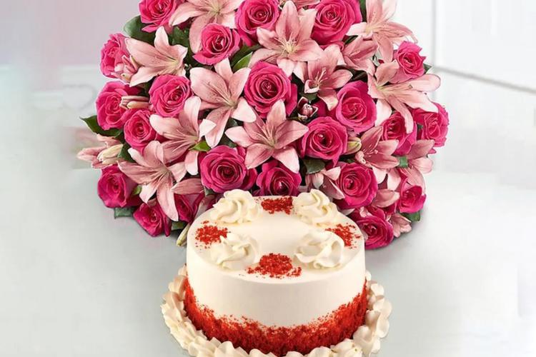 Top 10 Flowers with Cakes