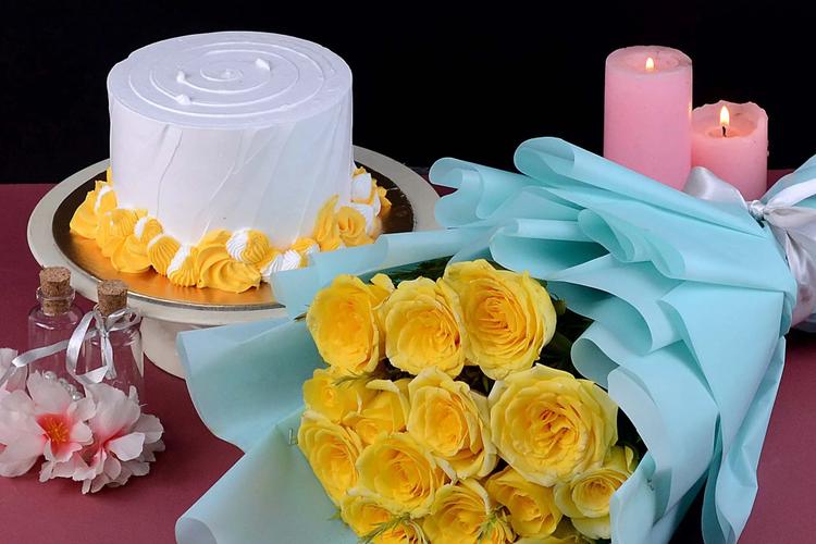 Top 10 Flowers with Cakes