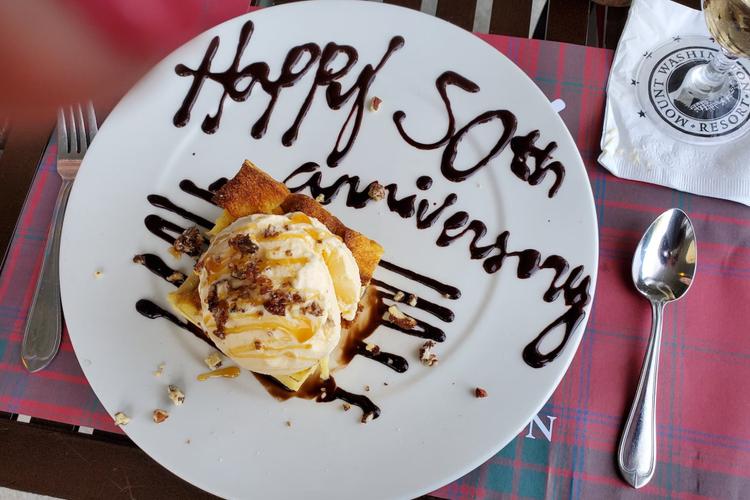 Anniversary Gifts to India from Australia