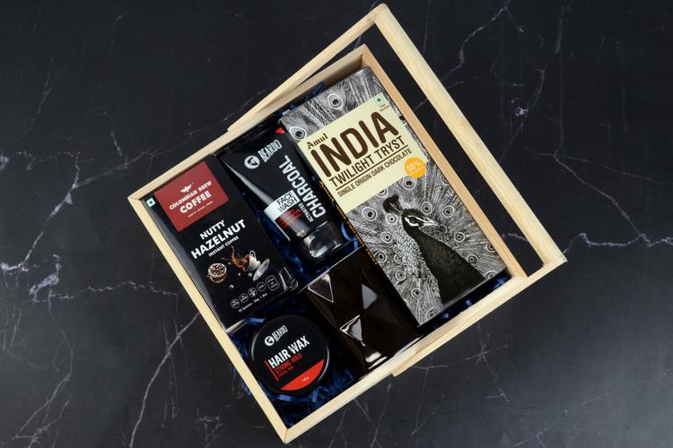 Send Gifts to Him from UK to India