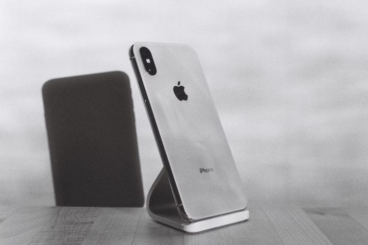 Top 7 Electronic Gifts for Your Husband in India