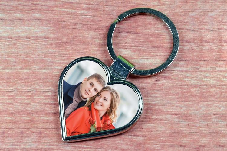 Top 5 Personalized Gifts for Girlfriend in India
