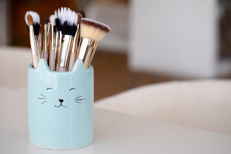 Top 5 Personalized Gifts for Sisters in India 