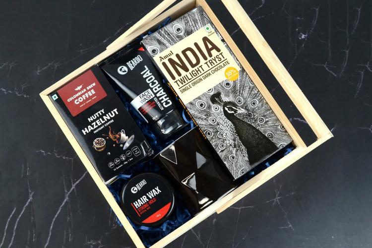 Top 9 Gifts for Boyfriend in India