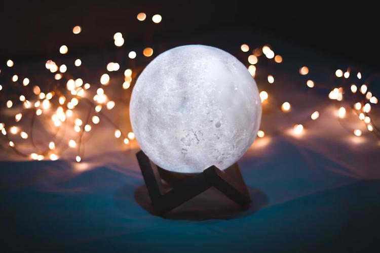 Top 6 Romantic Birthday Gifts for your Husband